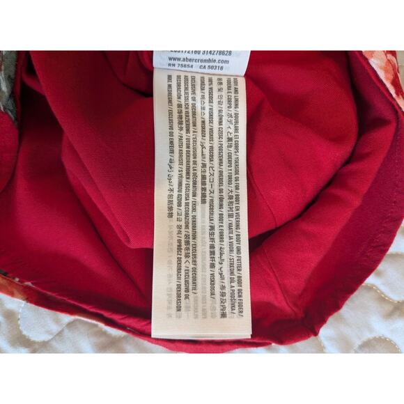 Abercrombie Kids Red Floral One-Piece Romper Long Sleeve Size 11/12 - Picture 5 of 10